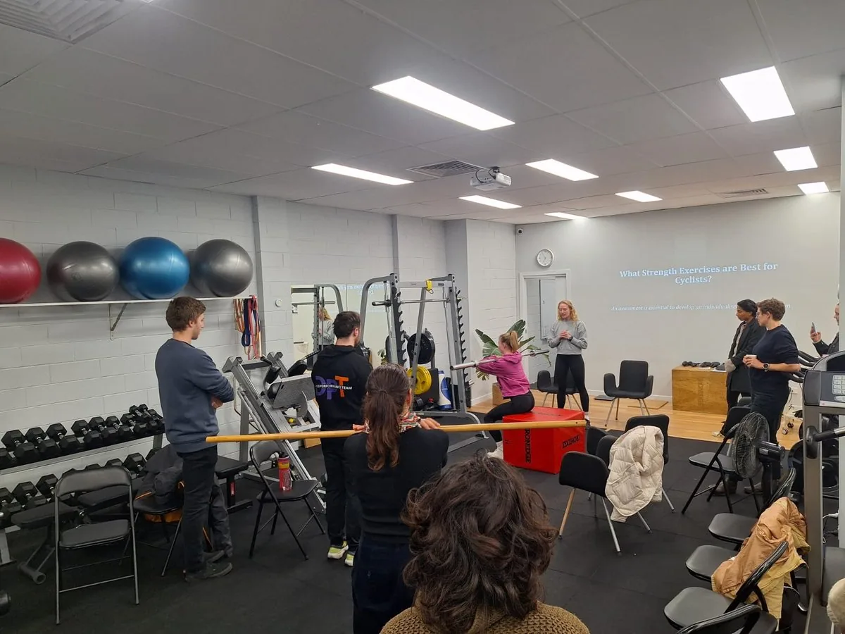 Exercise rehabilitation session in the Complete Physio Richmond on-site clinical gym